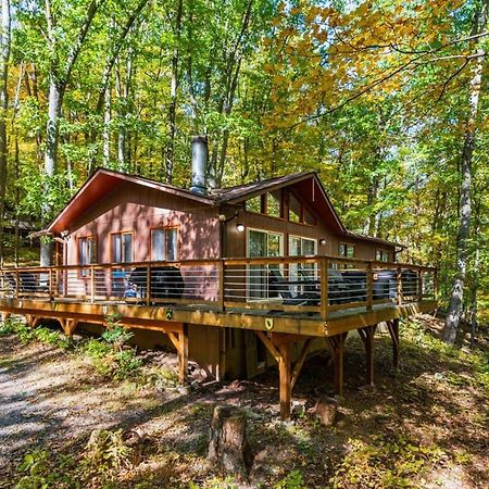 Chalet W Hot Tub, Large Deck, Grill, & Fast Wifi Berkeley Springs Exterior foto